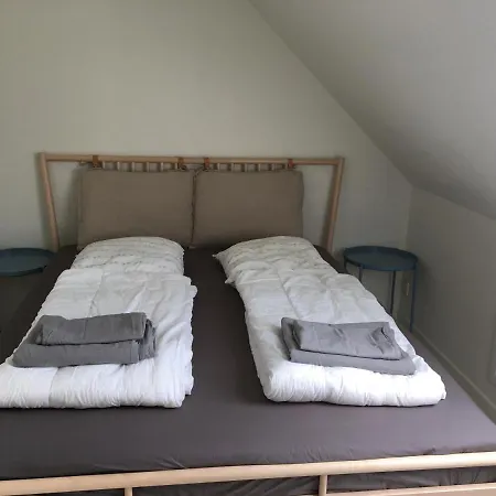 Charming House In The Old Town - Renovated, Wifi, Garden בית נופש